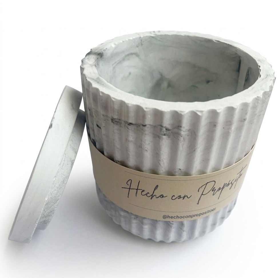 Detalle envase estriado marmoleado